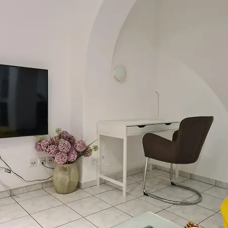 Renovierte Ferienwohnung Im Zentrum Von Locarno Exterior photo
