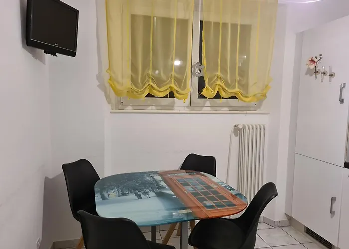 Renovierte Ferienwohnung Im Zentrum Von Locarno